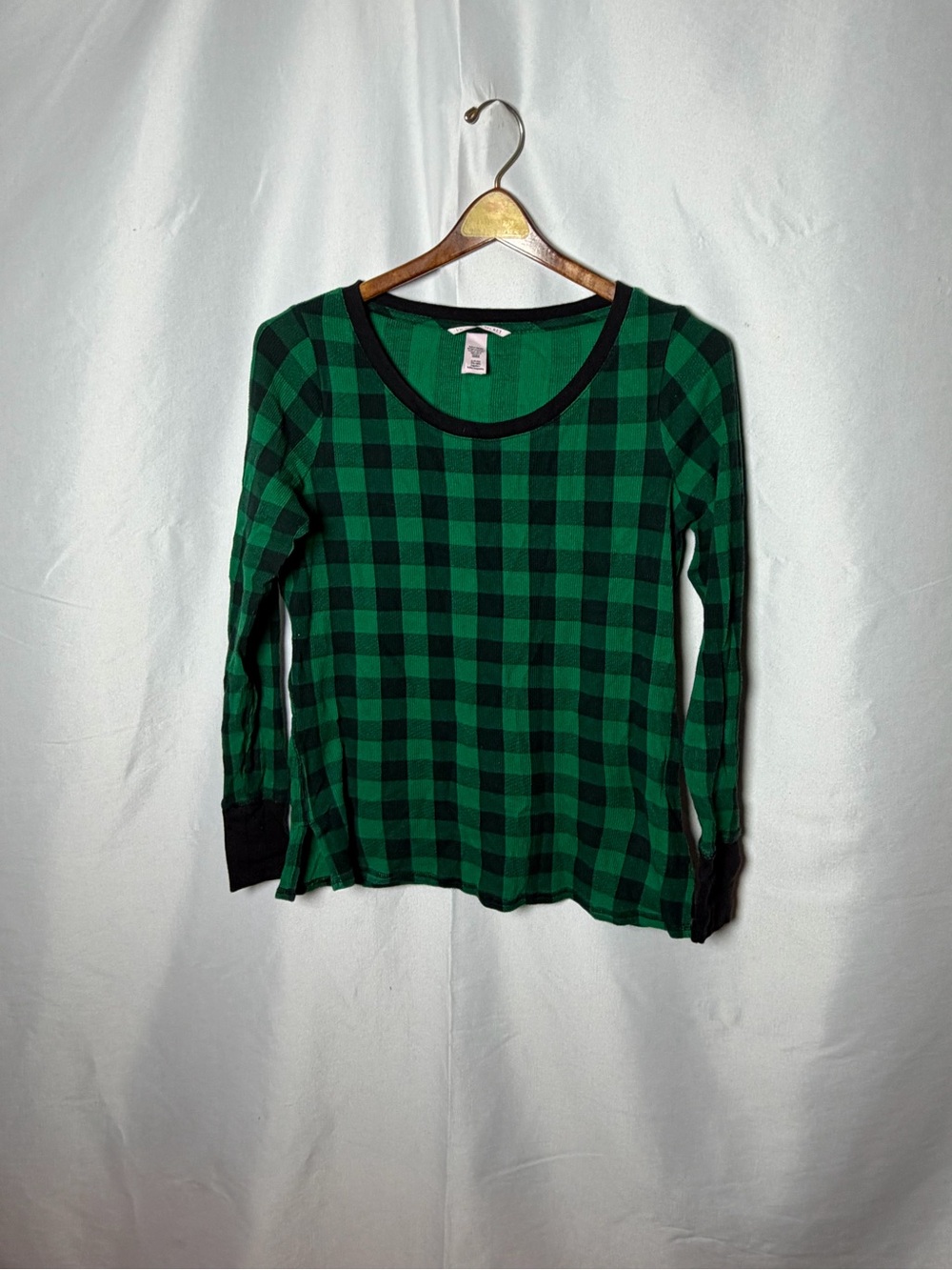 Victoria's Secret Green and Black Buffalo Plaid Long Sleeve Top